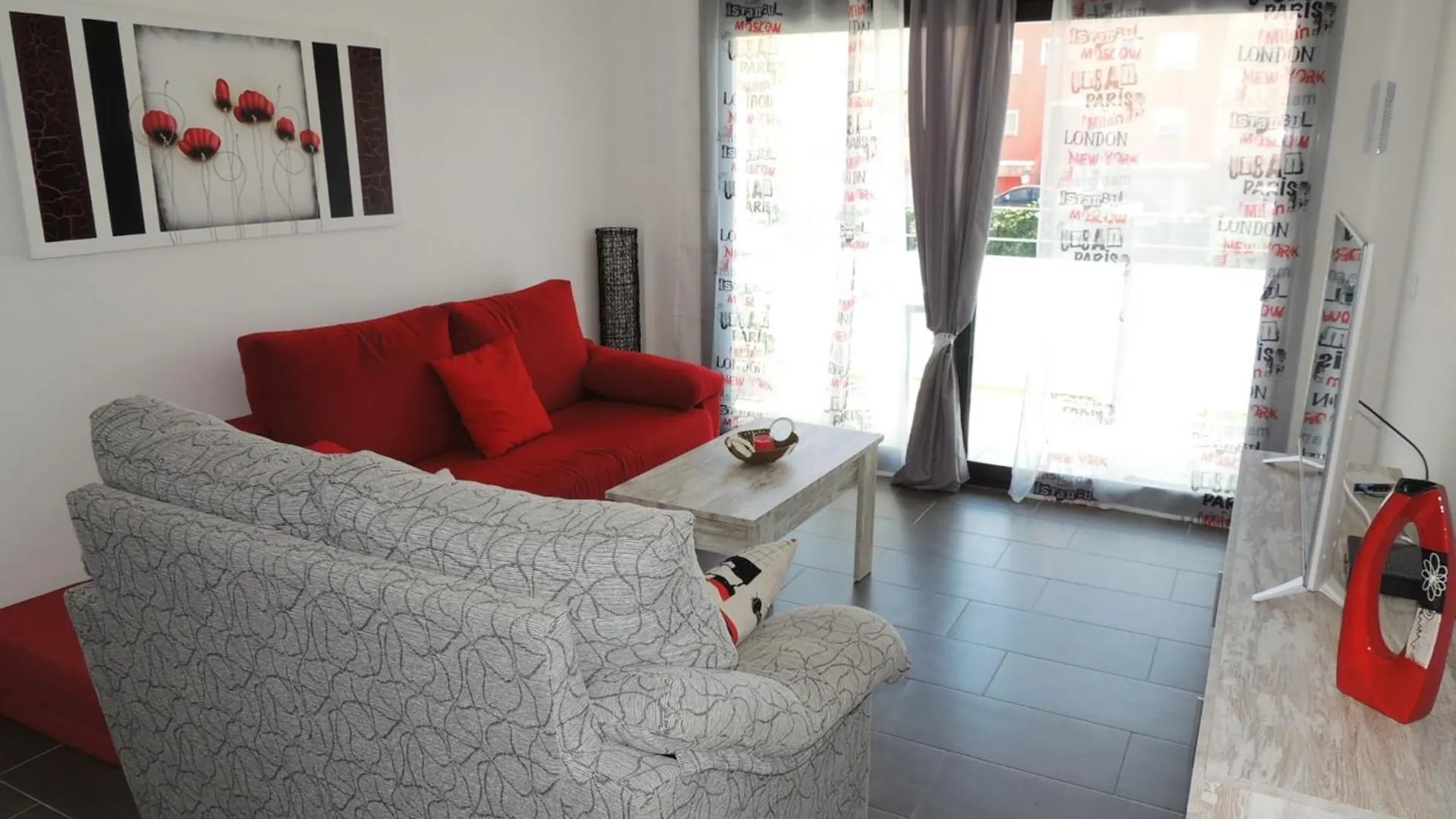 Pretty Apartment With Balcony Empuriabrava