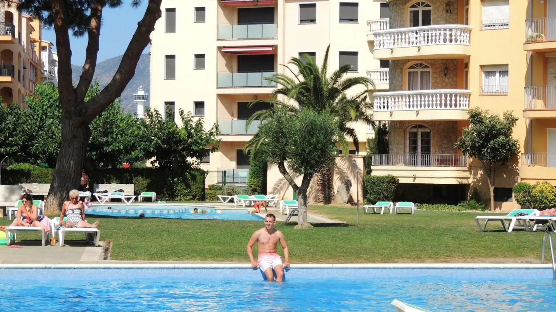 Pretty Apartment With Balcony Empuriabrava 0*,