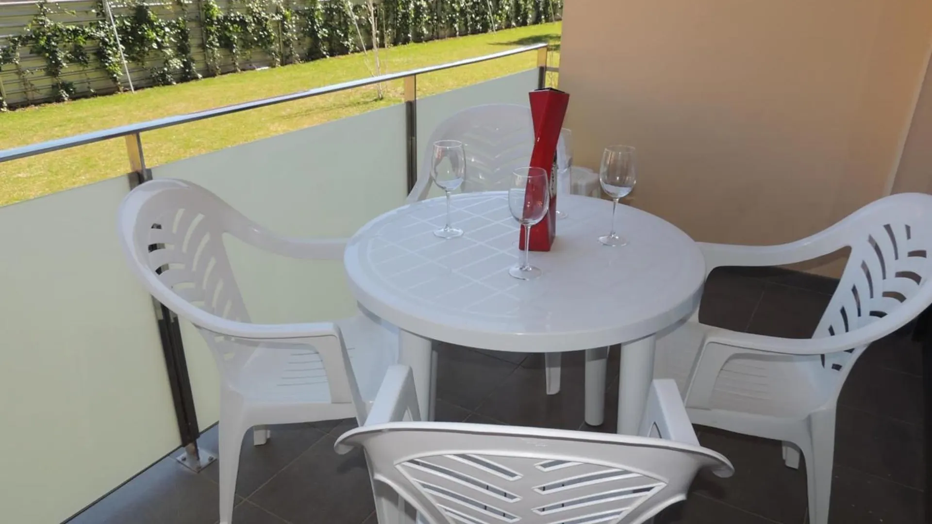Pretty Apartment With Balcony Empuriabrava 0*,  Espanha